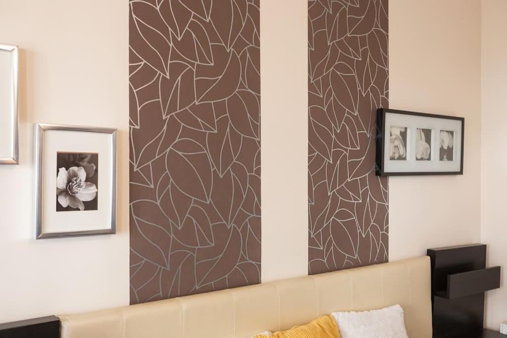 Flat On Corvin Promenade With Big Balcony Budapeste